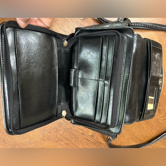 MC Marc Chantal Tooled Embossed Leather Crossbody Handbag Boho Bag. Black/silver - Picture 4 of 10